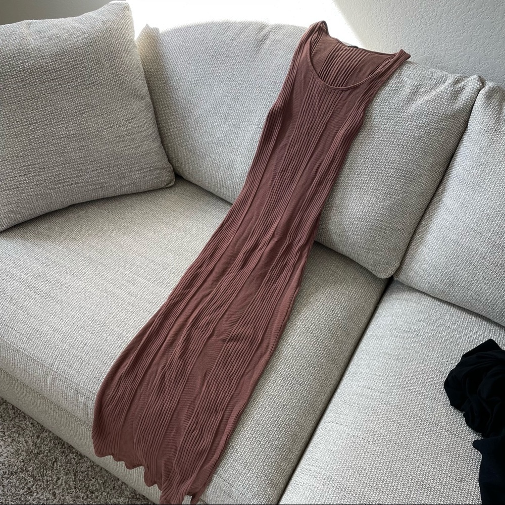NWOT REVOLVE x Monrow Ribbed Knit Midi Dress
